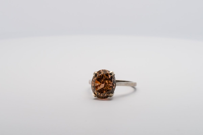 Bague Zircon Orange de Synthèse Taille Ovale 12 x 10 mm