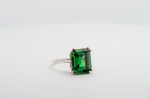Bague Zircon Vert de Synthèse Taille Emeraude 12 x 10 mm