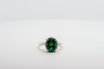 Bague Zircon Vert de Synthèse Taille Ovale 12 x 10 mm